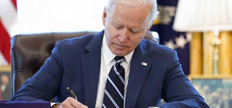 Evalúa Biden declarar emergencia de salud pública Evalúa Biden declarar emergencia de salud pública