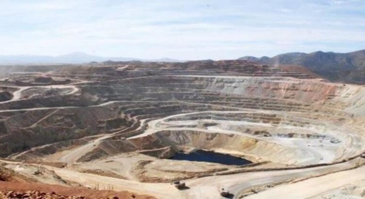 Esperan arreglar conflicto minero en Cananea