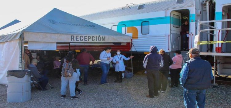 Dr. Vagón atiende 500 pacientes diarios