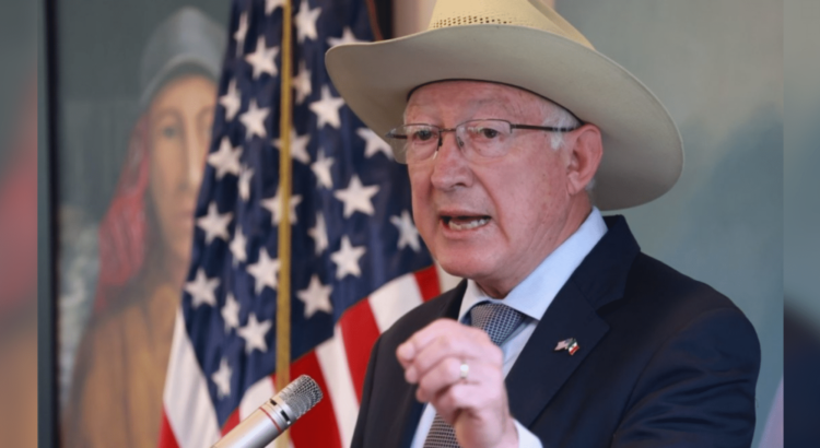 Ken Salazar responde a AMLO: la violencia en México no es culpa de Estados Unidos