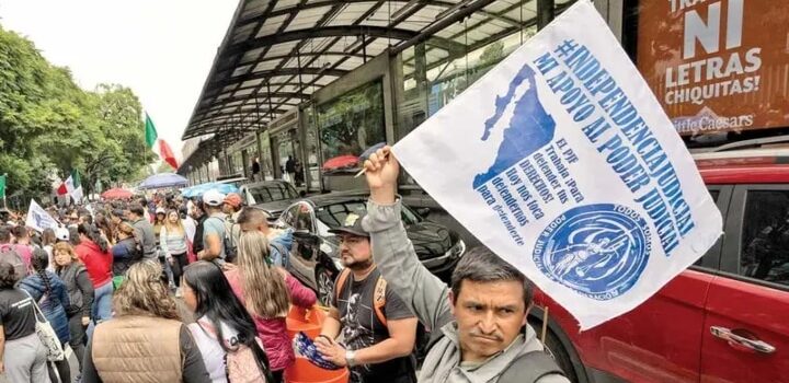 Trabajadores del Poder Judicial de la Federación acuerdan mantener el paro