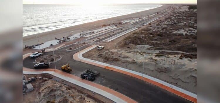 Transforman playa de Huatabampito: nuevo malecón lleva avance del 75%