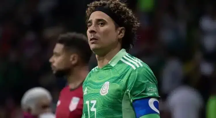 Memo Ochoa anuncia su retiro del fútbol profesional