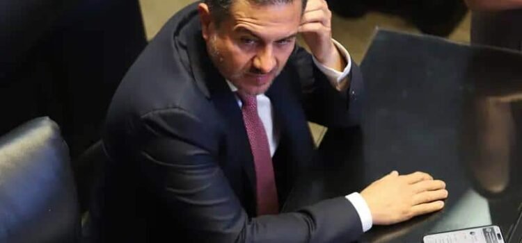 Yunes Márquez se “desafilia” de Morena