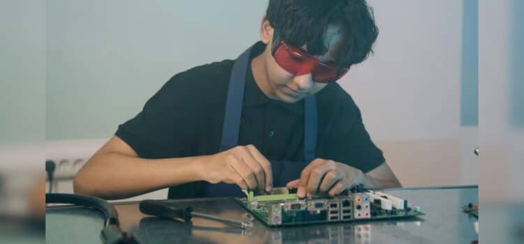 ITH inaugura en Sonora el primer laboratorio de semiconductores y aeronáutica del país