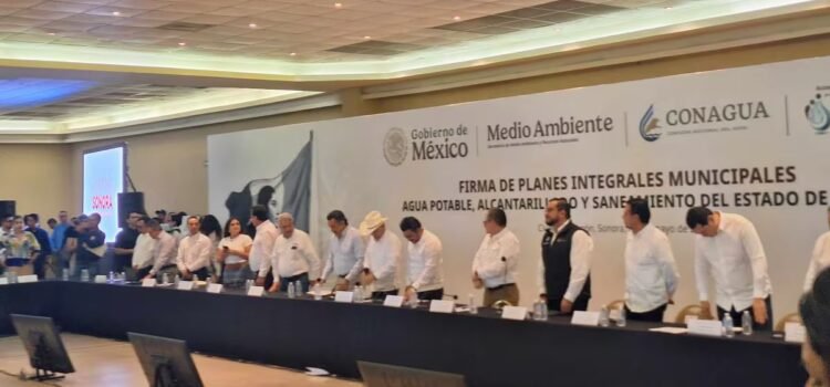 Firman planes integrales municipales de agua potable, alcantarillado y saneamiento del estado