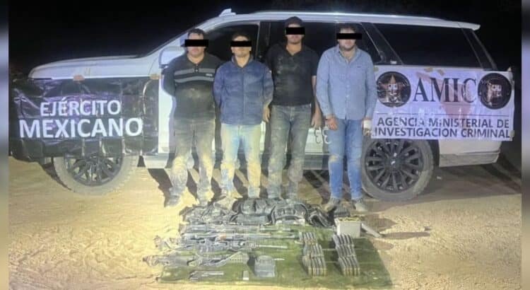 Caen cuatro presuntos miembros de una célula criminal en Sonora con armas y un auto robado en EEUU