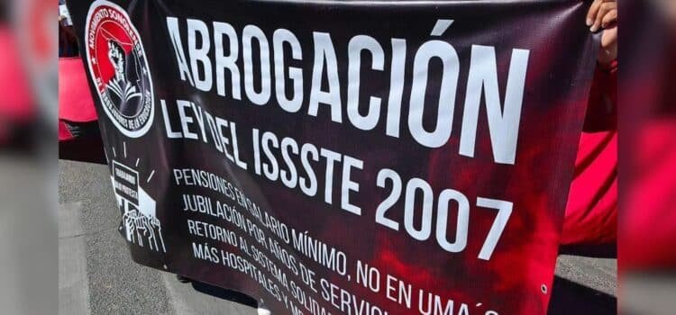 Docentes de Sonora afirman que no hay voluntad para derogar Ley del Issste Docentes de Sonora afirman que no hay voluntad para derogar Ley del Issste
