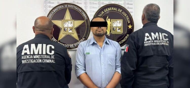 Detienen a expolicía acusado de homicidio en Sonora Detienen a expolicía acusado de homicidio en Sonora