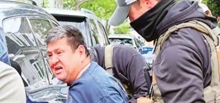 Autoridades migratorias detuvieron a más de mil indocumentados en operativo en Massachusetts Autoridades migratorias detuvieron a más de mil indocumentados en operativo en Massachusetts