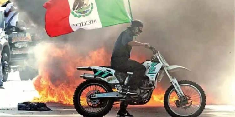 Casi 50 detenidos el saldo de las protestas en Los Ángeles