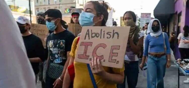 Ordena Jueza federal al ICE detener redadas migratorias en California Ordena Jueza federal al ICE detener redadas migratorias en California