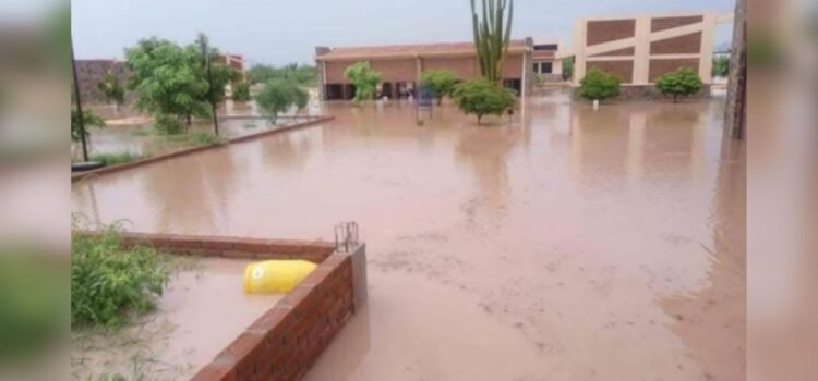Universidad del Bienestar en Sonora se inunda tras intensas lluvias