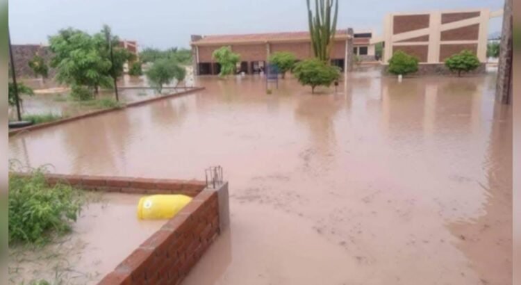Universidad del Bienestar en Sonora se inunda tras intensas lluvias